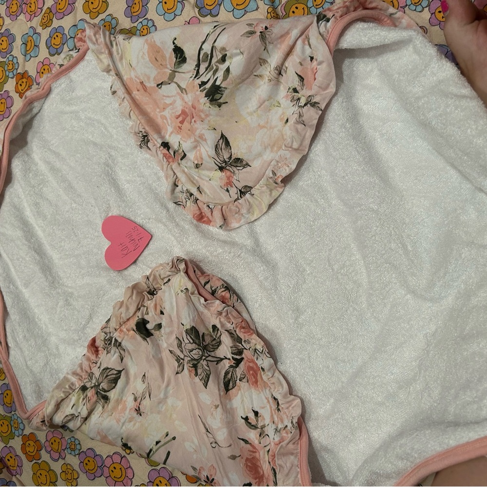 Posh peanut vintage pink rose hooded towel